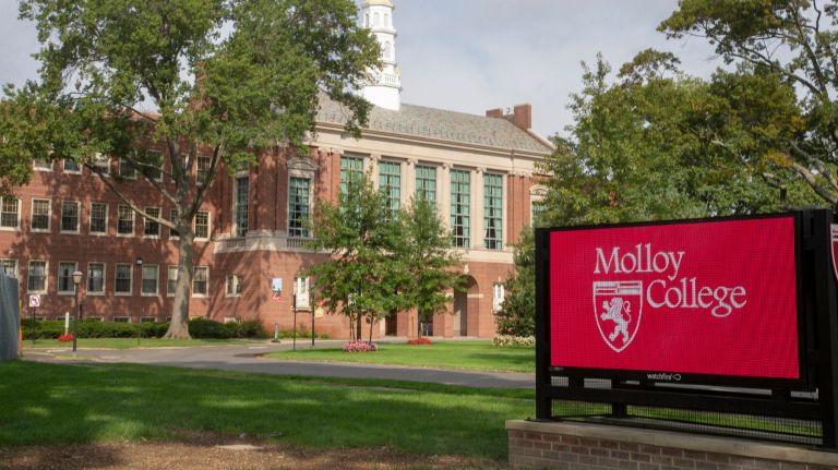 Molloy College